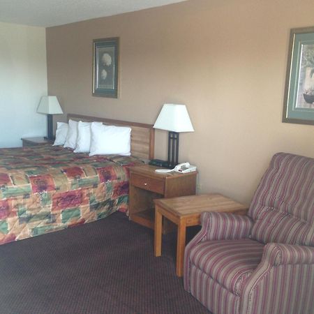 Royal Inn Sparta Екстериор снимка