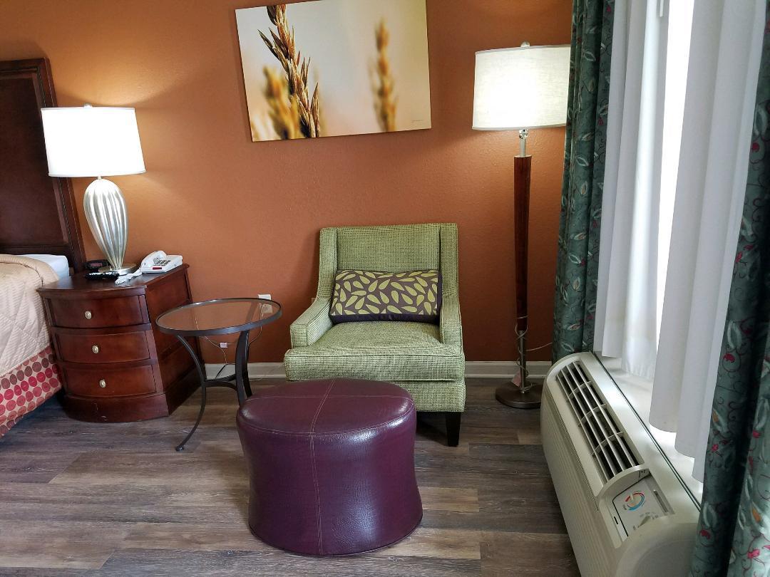 Royal Inn Sparta Екстериор снимка