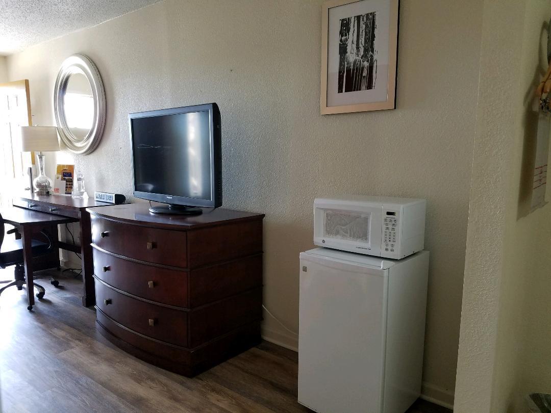 Royal Inn Sparta Екстериор снимка