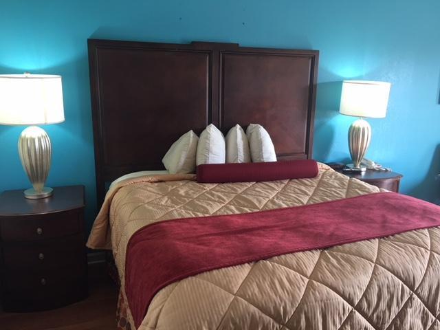 Royal Inn Sparta Екстериор снимка