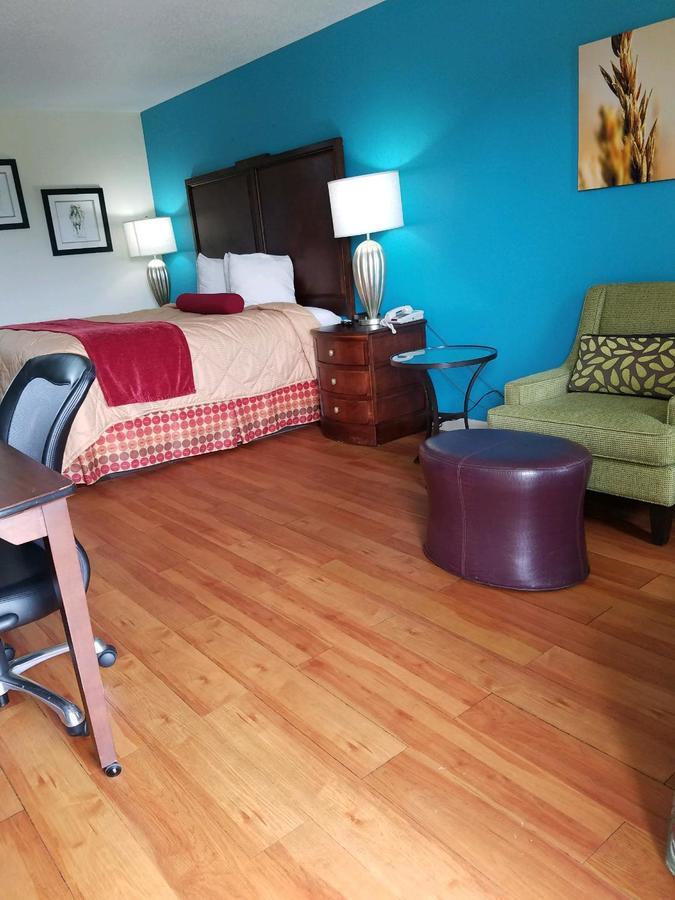 Royal Inn Sparta Екстериор снимка