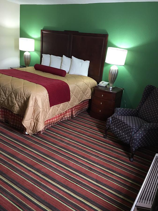 Royal Inn Sparta Екстериор снимка