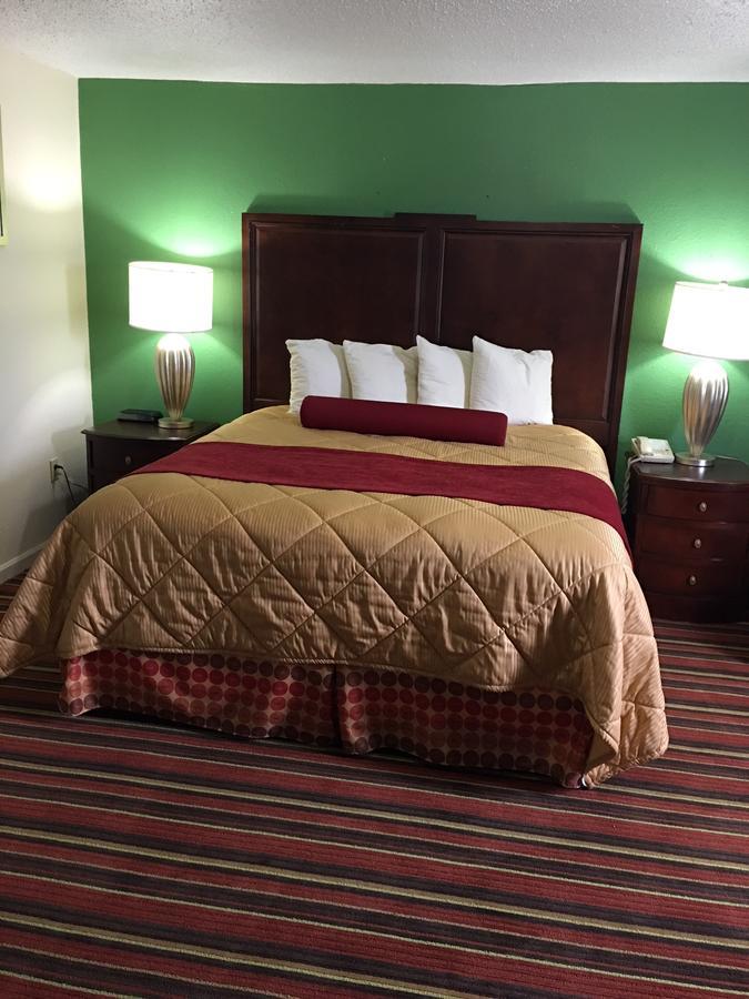 Royal Inn Sparta Екстериор снимка